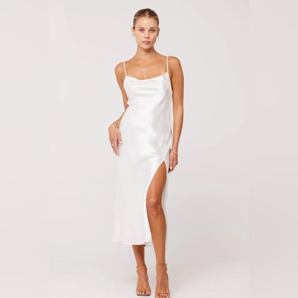 NWT RESA MADISON SLIP IN PEARL XS